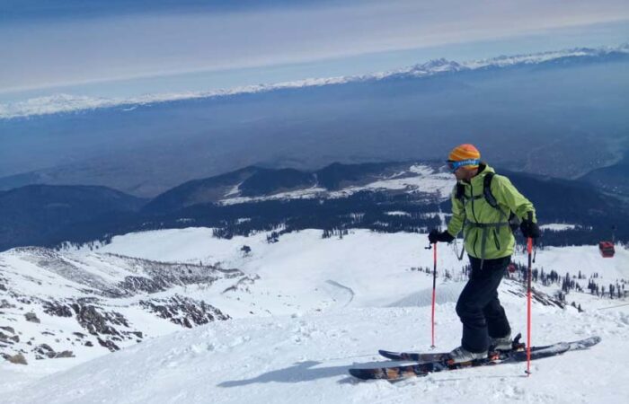 Skiing in Gulmarg