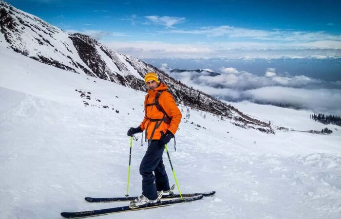 Skiing in Gulmarg