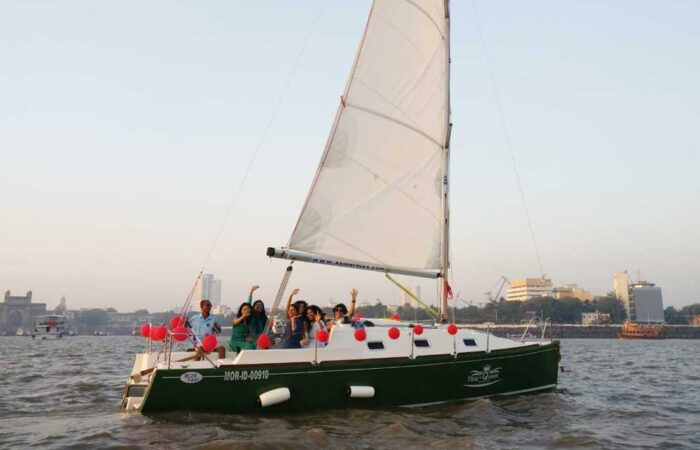 XS-26-Sail-Yacht-Charter-Mumbai-1