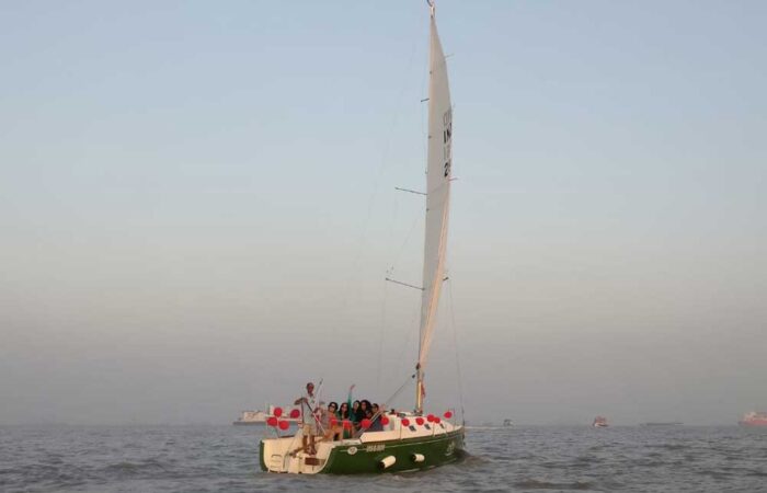 XS-26-Sail-Yacht-Charter-Mumbai-2